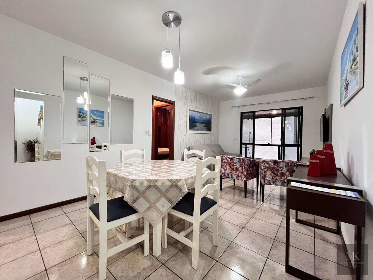 Apartamento 2 Dormitórios Sendo 1 suíte Mobiliado Pagamento Facilitado Direto com Proprietário em Meia Praia de Itapema SC - Marcelo Krug Corretor de Imóveis