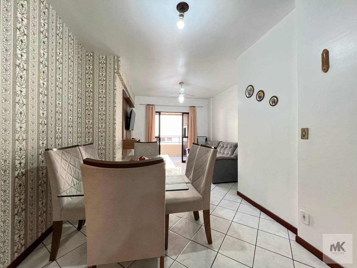 Apartamento 3 Dormitórios Sendo 1 Suíte + 1 Vaga de Garagem  com Ótima Localização em Meia Praia. - Marcelo Krug Corretor de Imóveis