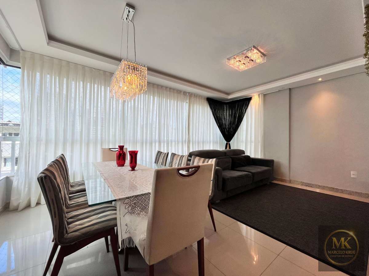 Apartamento 3 Dormitórios Sendo 2 suítes + 2 vagas Quadra Mar em Meia Praia de Itapema Pagamento Facilitado com Proprietário - Marcelo Krug Corretor de Imóveis