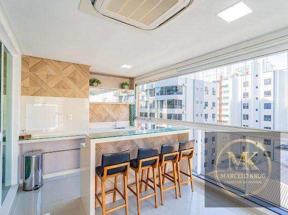 Apartamento 3 suítes + 3 Vagas de Garagem + Lazer Pagamento Facilitado Direto com Proprietário em Meia Praia Itapema - Marcelo Krug Corretor de Imóveis