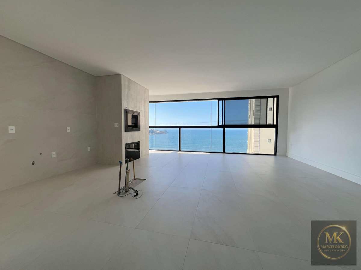 Apartamento 3 Suítes Sendo 1 Máster + 3 Vagas de Garagem + Lazer Completo no Centro de Itapema Pagamento Facilitado - Marcelo Krug Corretor de Imóveis