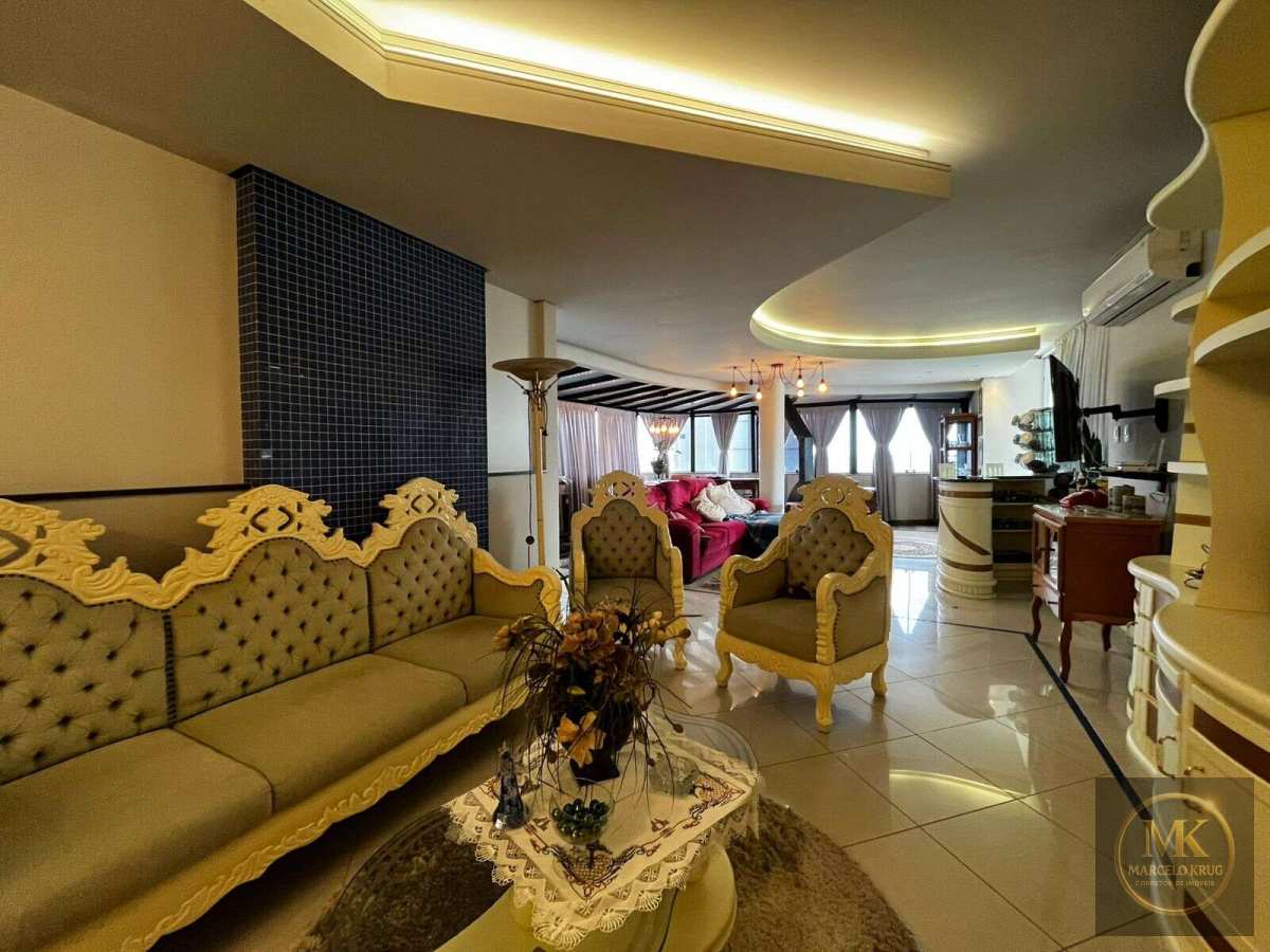 Apartamento 4 Dormitórios Sendo 3 suítes + 2 Vagas 380m2 Privativos Pagamento Direto com Proprietário Centro de Itapema - Marcelo Krug Corretor de Imóveis