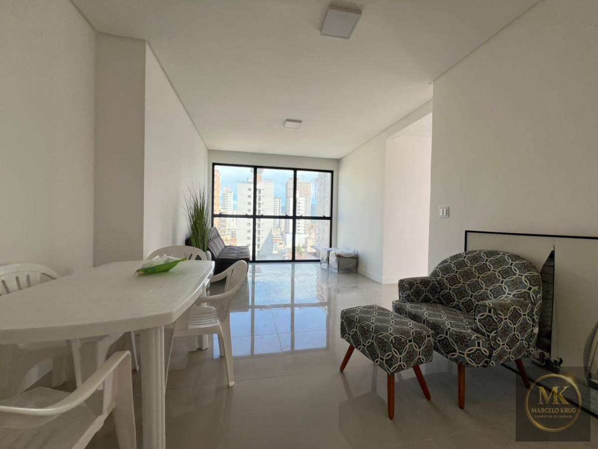 Apartamento á Venda 1 Suíte + 2 Demi Suítes 106.00m2 Privativos Pagamento Facilitado em Meia Praia Itapema - Marcelo Krug Corretor de Imóveis