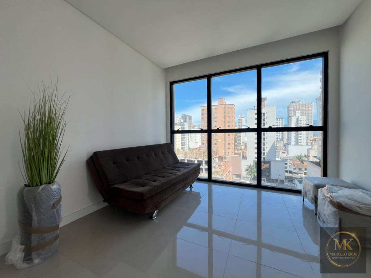 Apartamento á Venda 1 Suíte + 2 Demi Suítes 106.00m2 Privativos Pagamento Facilitado em Meia Praia Itapema - Marcelo Krug Corretor de Imóveis