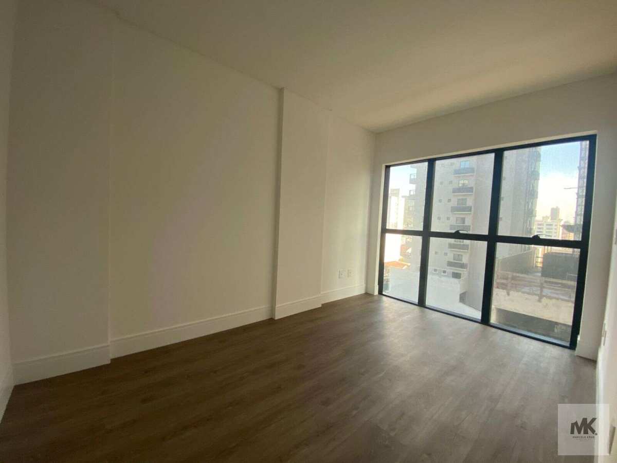 Apartamento à Venda, 2 Suítes + 2 Vagas de Garagem  97.00m² Pagamento Facilitado em Meia Praia de Itapema SC - Marcelo Krug Corretor de Imóveis