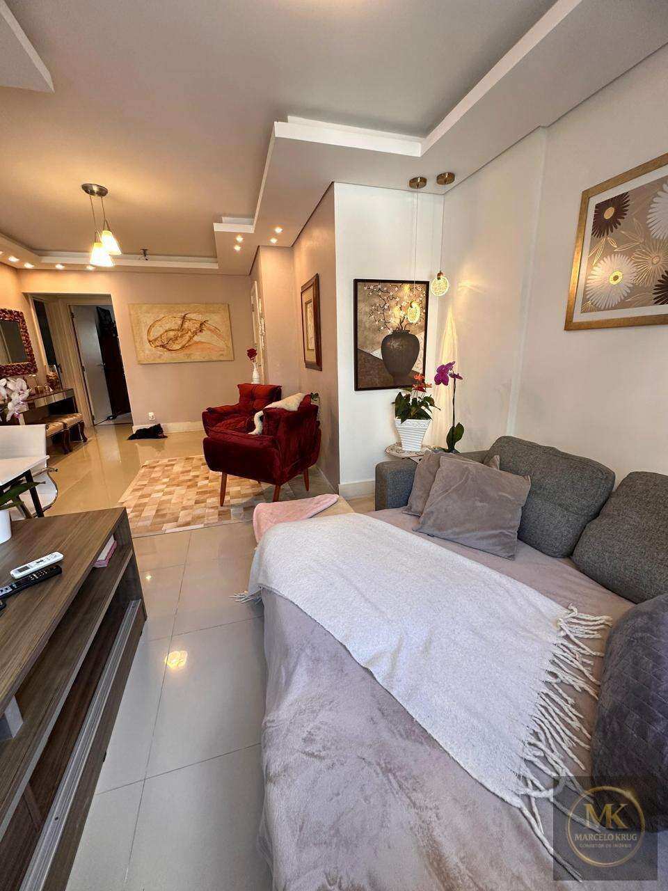 Apartamento á Venda 2 Suítes 90m2 Privativos Pagamento facilitado com Dono , Centro de Itapema SC - Marcelo Krug Corretor de Imóveis