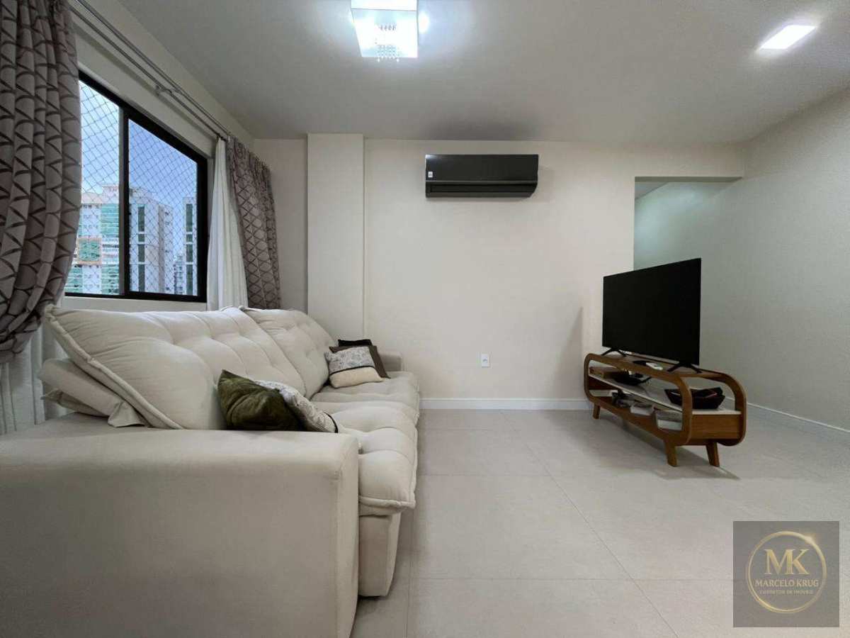 Apartamento á venda 3 Dormitórios  Sendo 1 Suíte + 1 Vaga Pagamento Facilitado Meia Praia de Itapema SC - Marcelo Krug Corretor de Imóveis