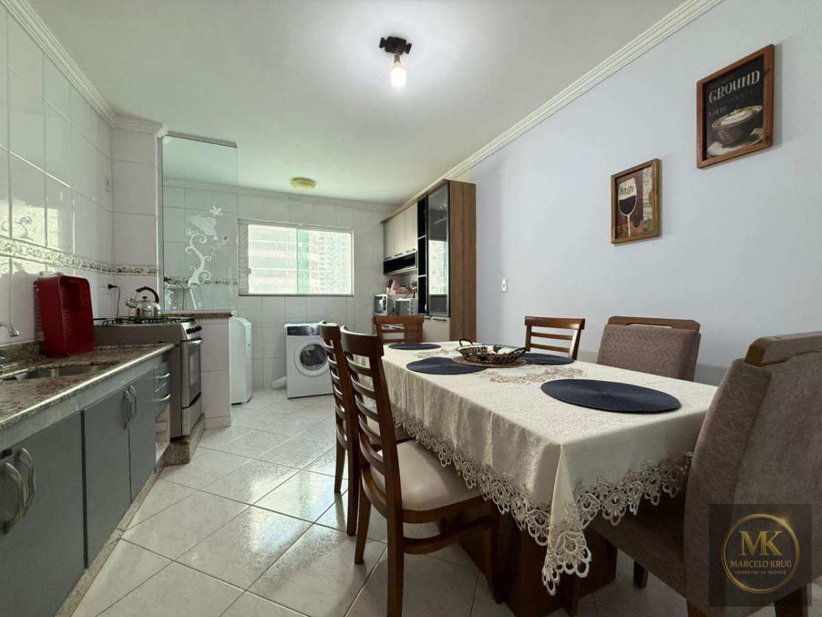 Apartamento á Venda 3 Dormitórios sendo 1 suíte + 1 Vaga Pagamento Facilitado Direto com Dono Meia Praia Itapema - Marcelo Krug Corretor de Imóveis