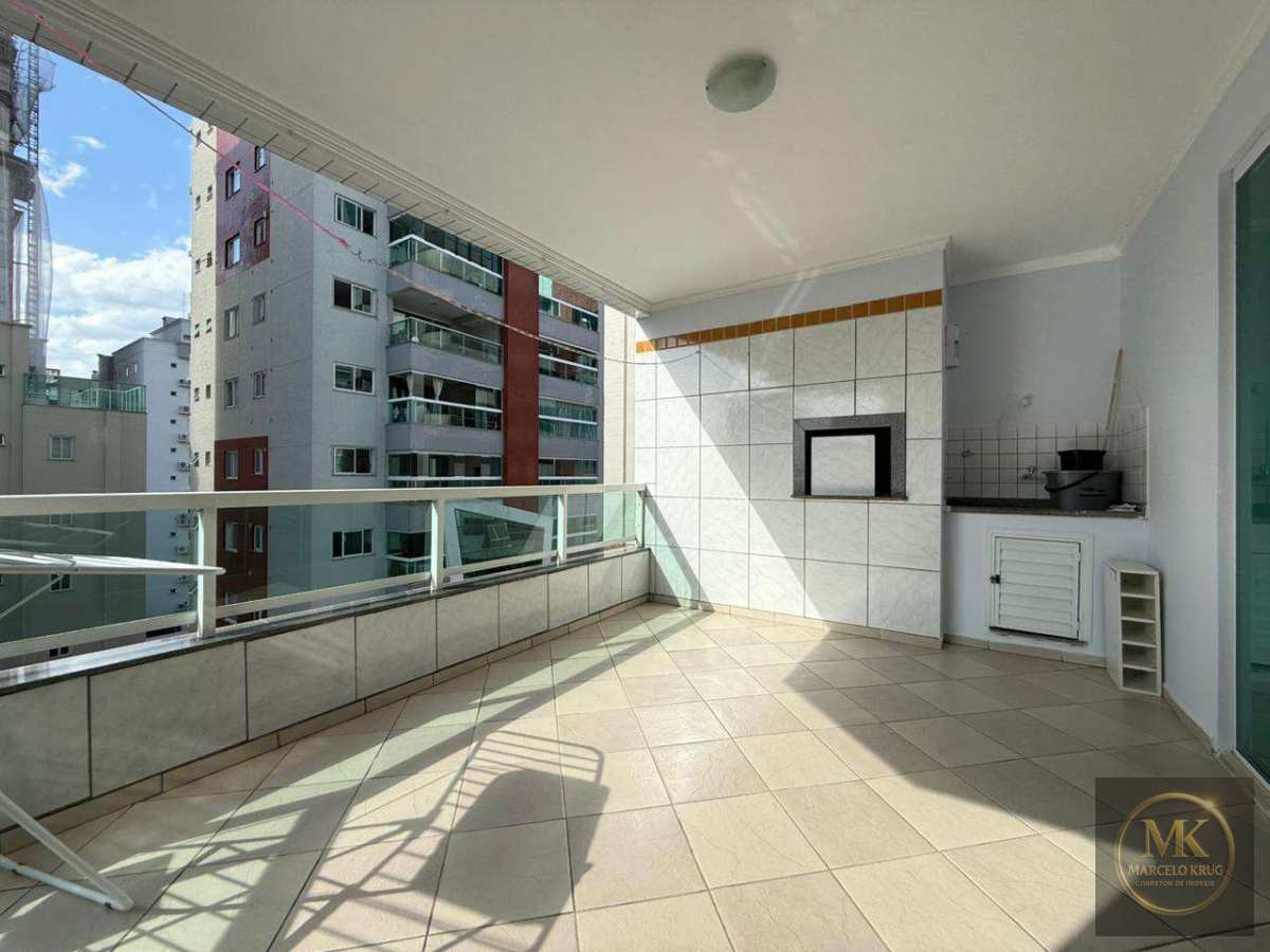 Apartamento á Venda 3 Dormitórios sendo 1 suíte + 1 Vaga Pagamento Facilitado Direto com Dono Meia Praia Itapema - Marcelo Krug Corretor de Imóveis