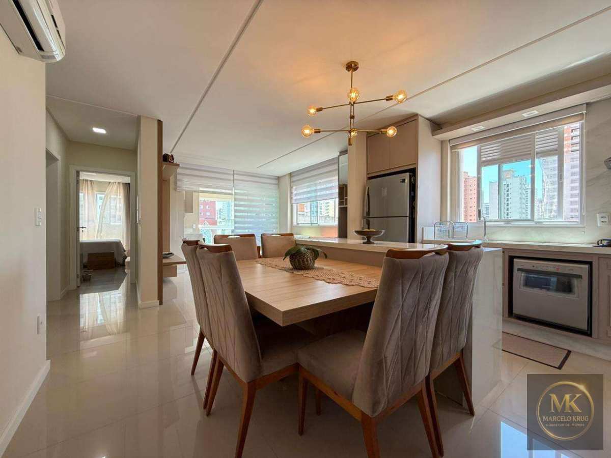 Apartamento á Venda 3 Dormitórios Sendo 1 Suíte 100.00m2 Privativos 2 Vagas Pagamento Facilitado Direto Proprietário Meia Praia - Marcelo Krug Corretor de Imóveis