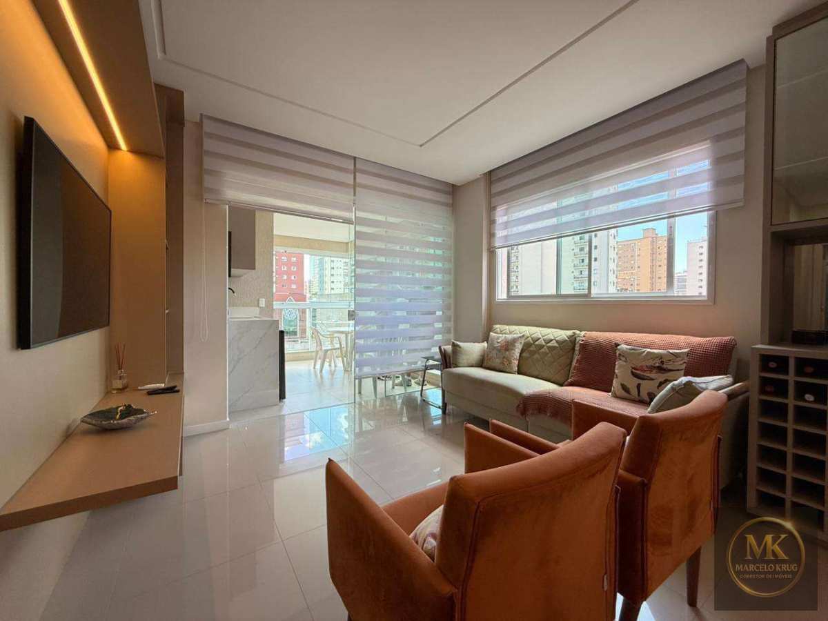 Apartamento á Venda 3 Dormitórios Sendo 1 Suíte 100.00m2 Privativos 2 Vagas Pagamento Facilitado Direto Proprietário Meia Praia