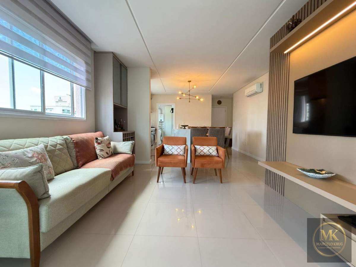 Apartamento á Venda 3 Dormitórios Sendo 1 Suíte 100.00m2 Privativos 2 Vagas Pagamento Facilitado Direto Proprietário Meia Praia - Marcelo Krug Corretor de Imóveis