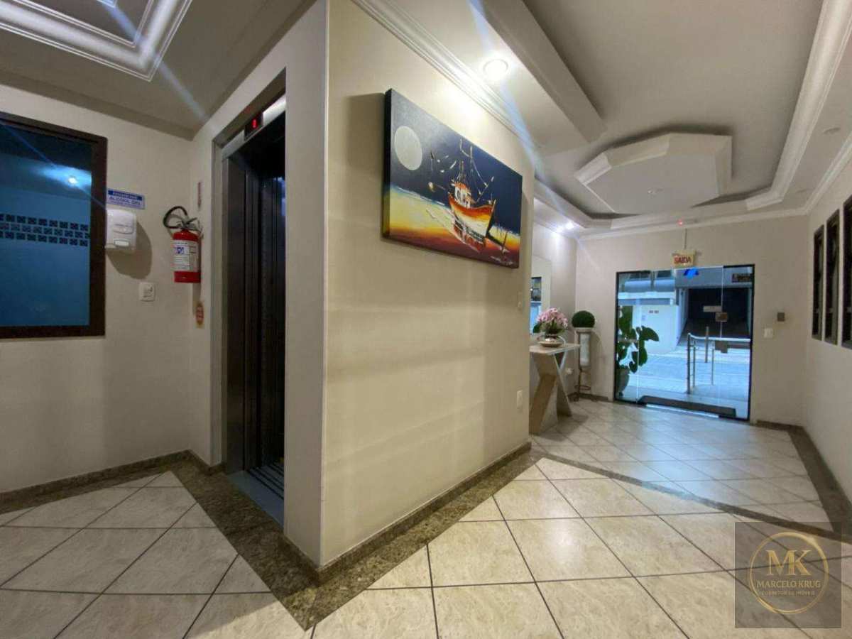 Apartamento á Venda 3 Dormitórios sendo 1 suíte 123m2 Privativos  + 2 Vagas no Centro de Itapema Pagamento Facilitado. - Marcelo Krug Corretor de Imóveis