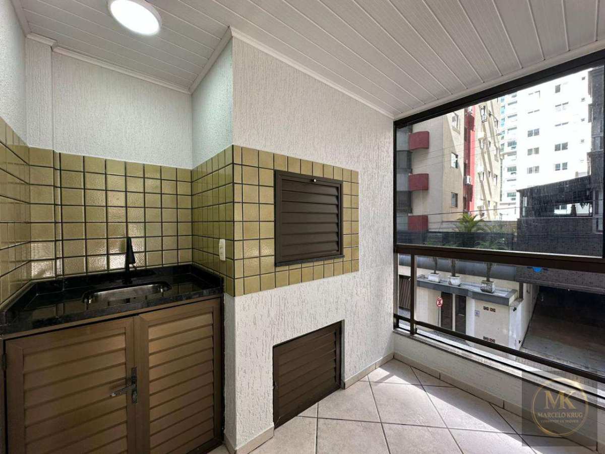 Apartamento á Venda 3 Dormitórios sendo 1 suíte 123m2 Privativos  + 2 Vagas no Centro de Itapema Pagamento Facilitado. - Marcelo Krug Corretor de Imóveis