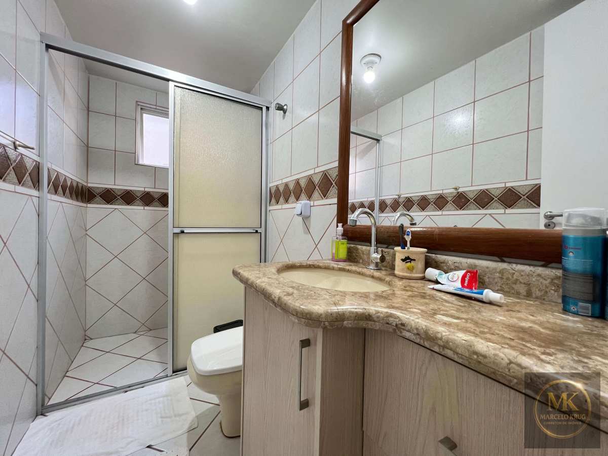 Apartamento á Venda 3 Dormitórios sendo 1 Suíte, 140m2 Privativos  Pagamento Facilitado com Proprietário em Meia Praia de Itapema - Marcelo Krug Corretor de Imóveis