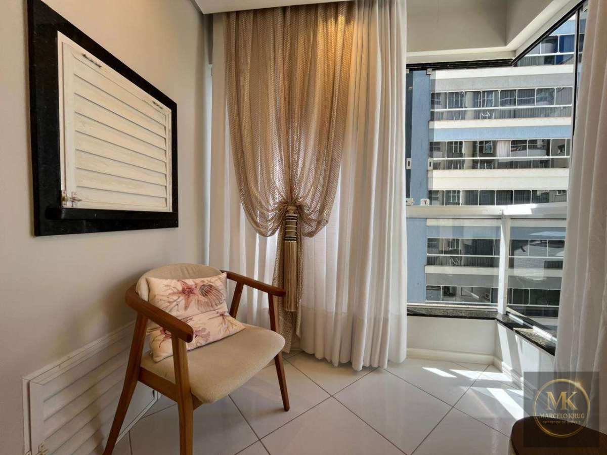 Apartamento á Venda 3 Dormitórios Sendo 2 Suítes + 2 Vagas Pagamento Facilitado Direto com Dono em Meia Praia de Itapema - Marcelo Krug Corretor de Imóveis