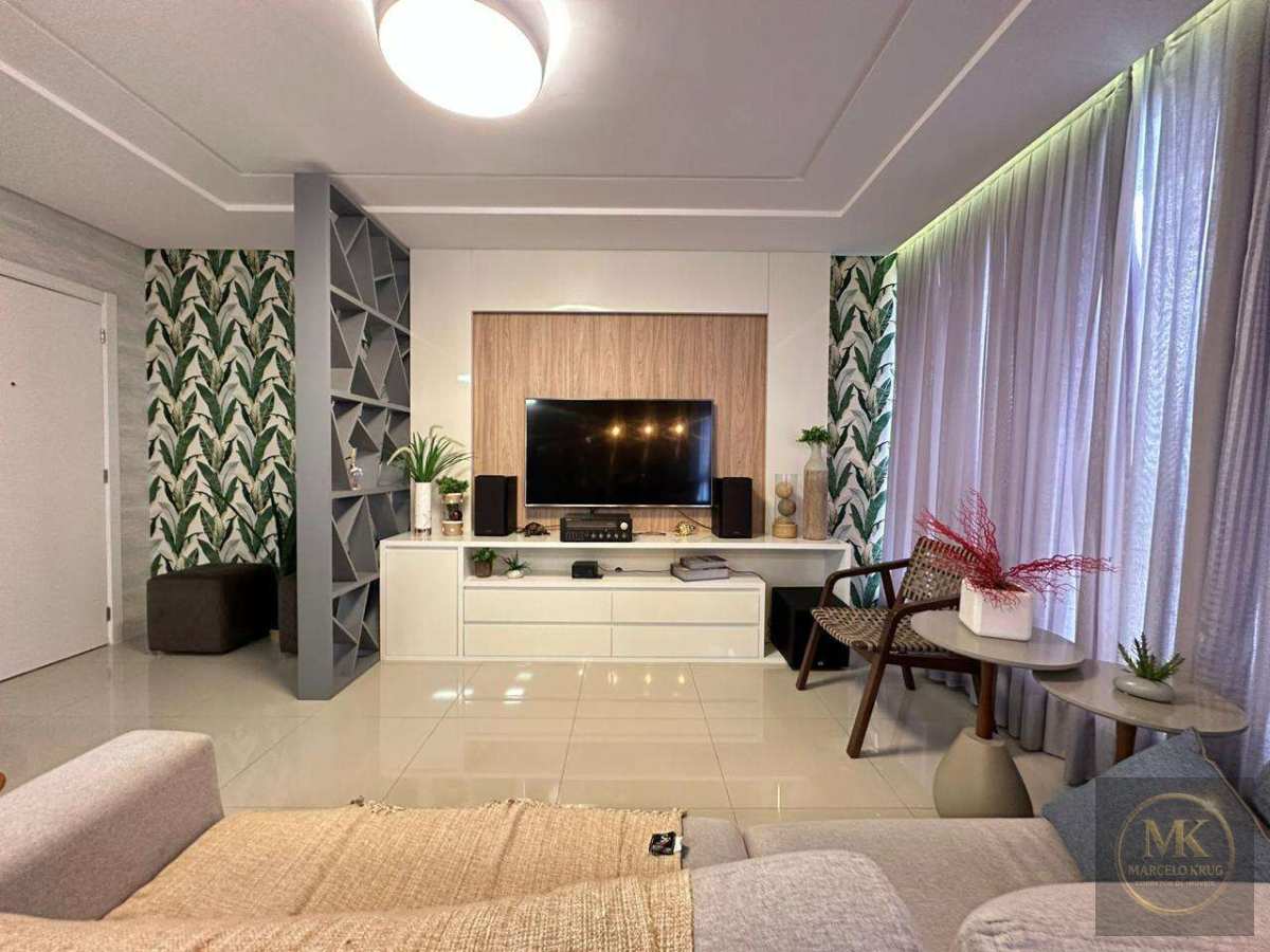 Apartamento á Venda 3 Suítes 116m2 Privativos 2 vagas Finamente Mobiliado  Pagamento Facilitado Direto Cliente Meia Praia Itapema - Marcelo Krug Corretor de Imóveis