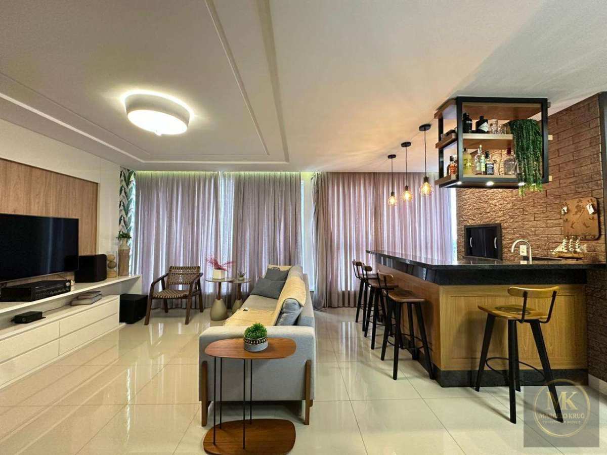 Apartamento á Venda 3 Suítes 116m2 Privativos 2 vagas Finamente Mobiliado  Pagamento Facilitado Direto Cliente Meia Praia Itapema - Marcelo Krug Corretor de Imóveis