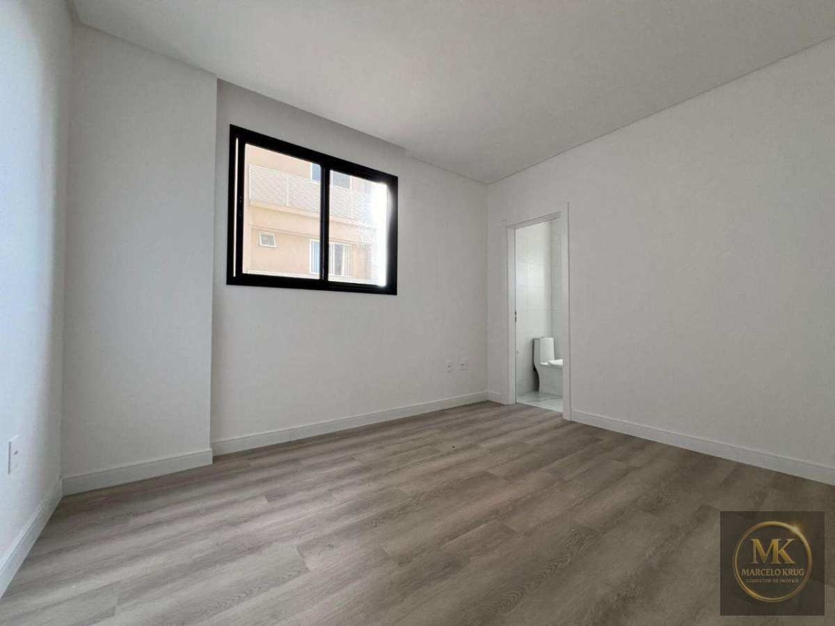 Apartamento á Venda 3 Suítes 117m2 Privativos Pagamento Facilitado Direto com Dono no Centro de Itapema - Marcelo Krug Corretor de Imóveis