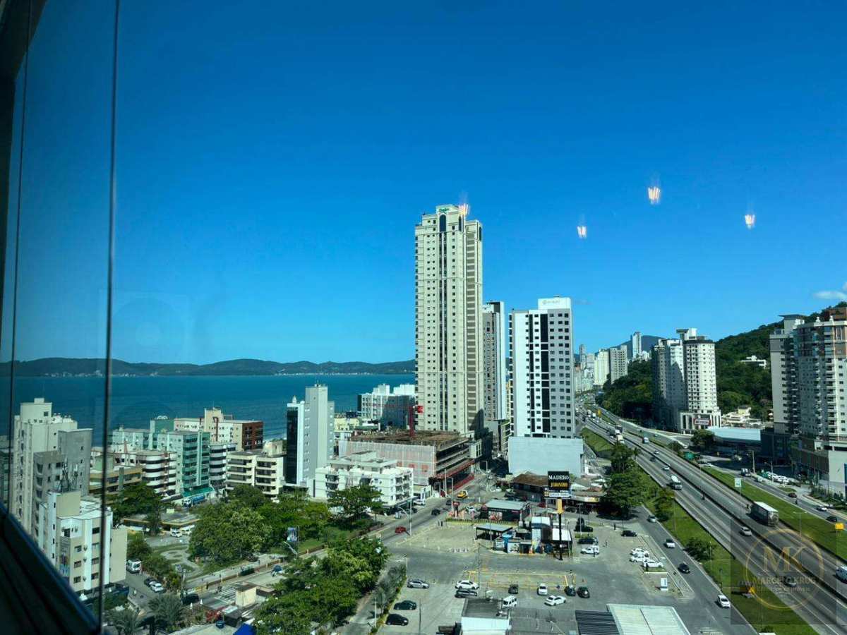 Apartamento á Venda 3 Suítes 120m2 Privativos 3 vagas Pagamento Direto Cliente no Centro de Itapema