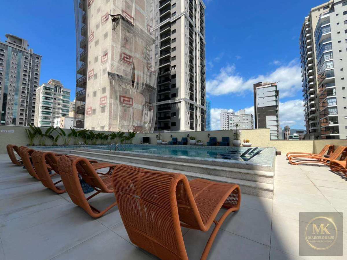 Apartamento á Venda 3 Suítes 137m2 Privativos 2 vagas , Sem Mobília Pagamento Direto Cliente Meia Praia Itapema SC - Marcelo Krug Corretor de Imóveis