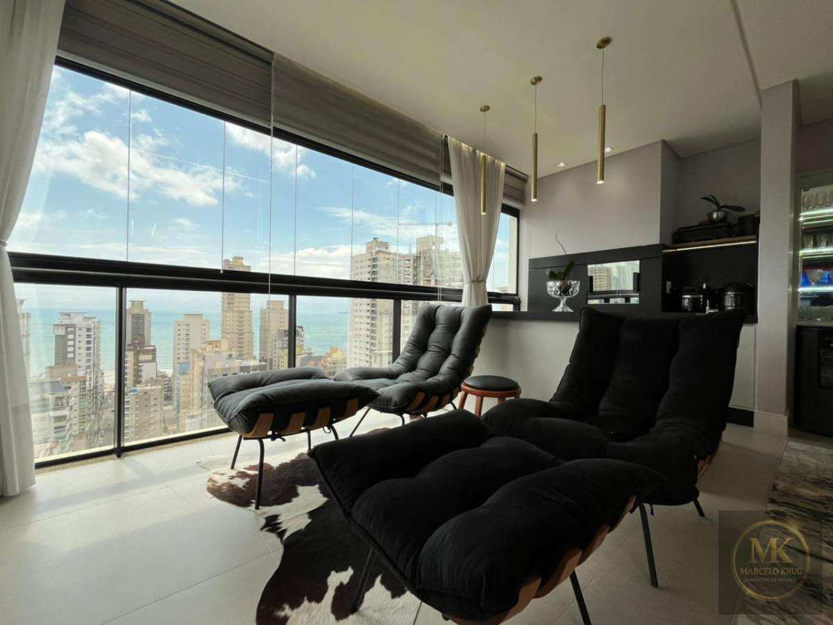 Apartamento á Venda 3 Suítes 137m2 Privativos 3 vagas Pagamento Direto Cliente Meia Praia Itapema - Marcelo Krug Corretor de Imóveis