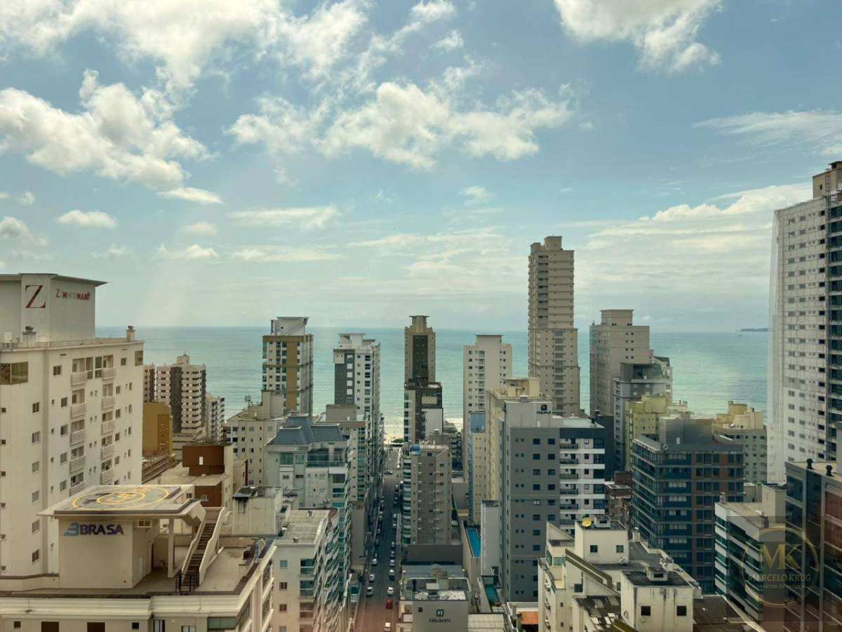 Apartamento á Venda 3 Suítes 137m2 Privativos 3 vagas Pagamento Direto Cliente Meia Praia Itapema