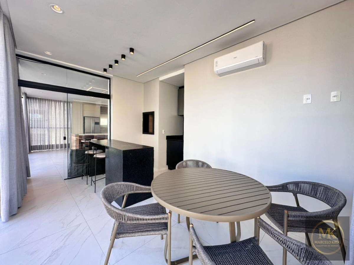 Apartamento á Venda 3 Suítes 138m2 Privativos 2 vagas de Garagem  Pagamento Direto Cliente Meia Praia Itapema SC - Marcelo Krug Corretor de Imóveis