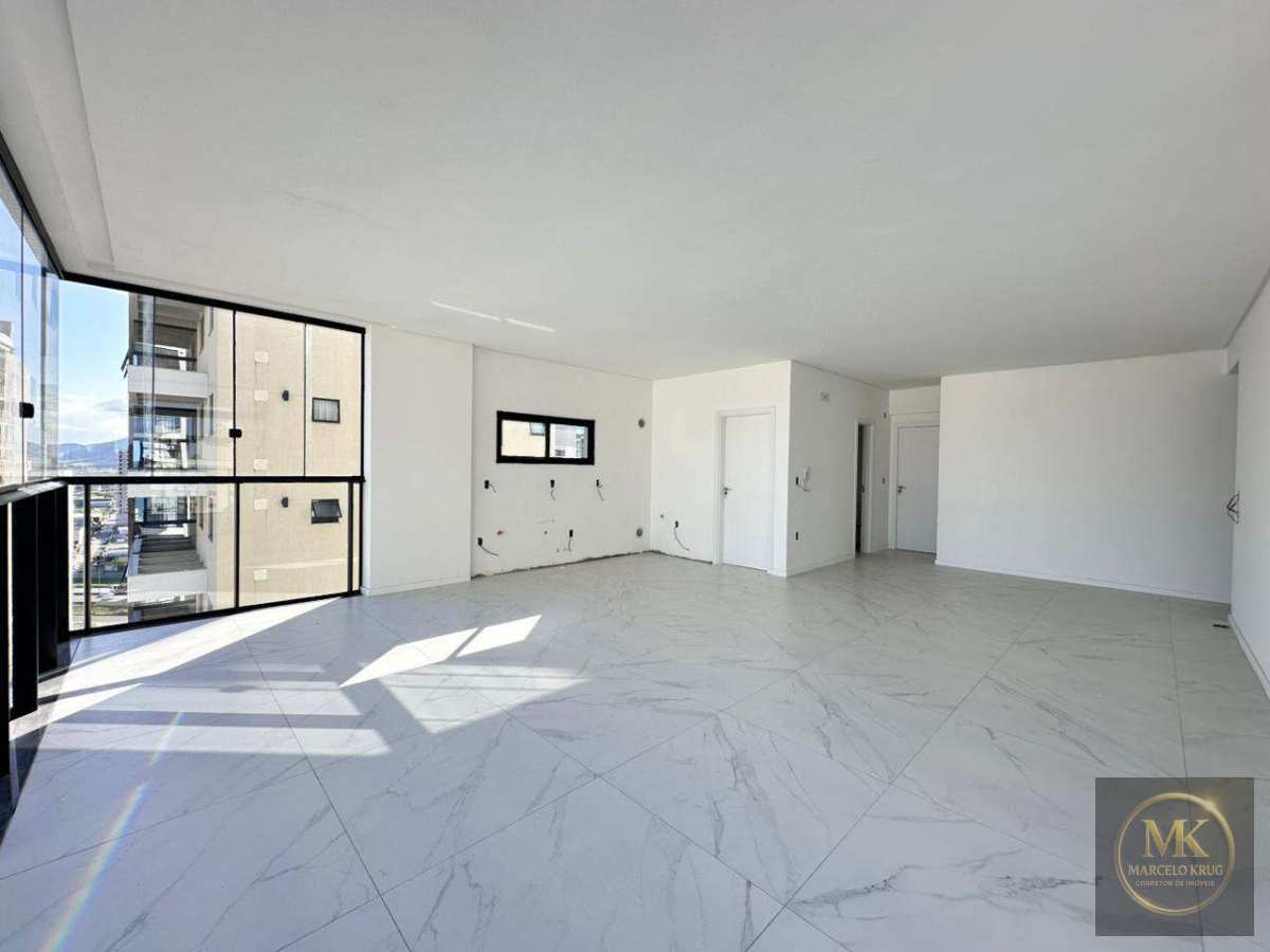 Apartamento á Venda 3 Suítes 138m2 Privativos 2 vagas Pagamento Direto Cliente Meia Praia Itapema SC - Marcelo Krug Corretor de Imóveis