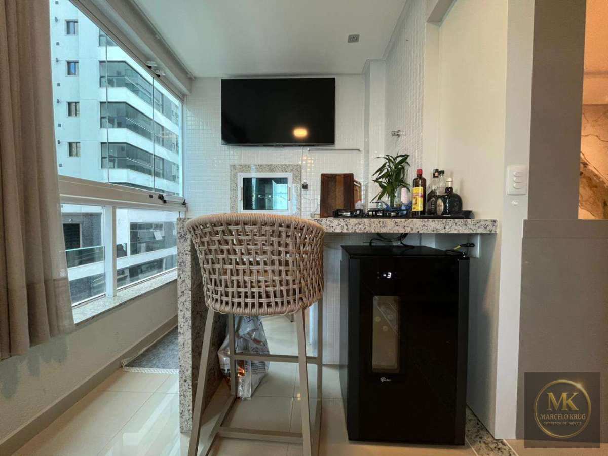 Apartamento á Venda 3 suítes 144m2 Privativos Pagamento Facilitado Direto com Dono em Meia Praia de Itapema - Marcelo Krug Corretor de Imóveis