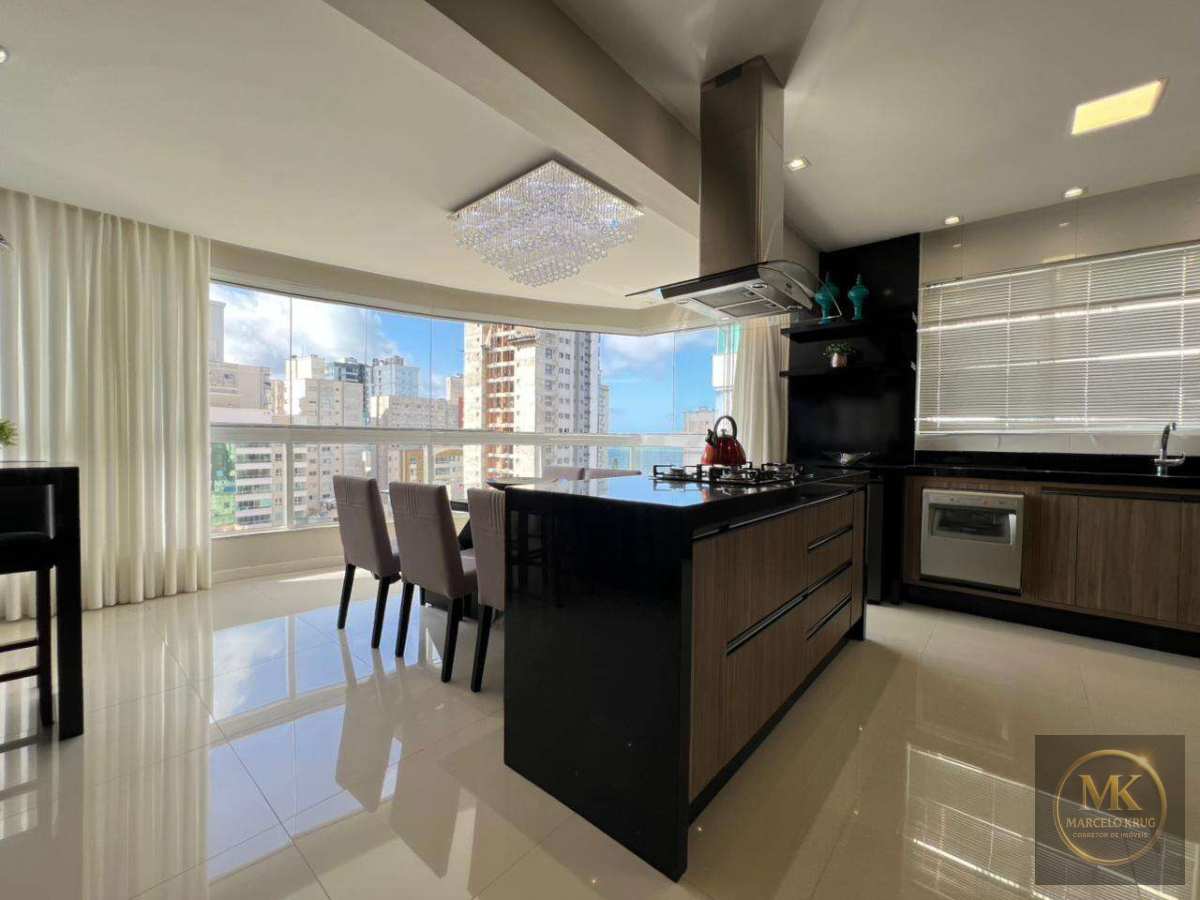 Apartamento á Venda 3 suítes 148.00m2 Privativos Mobiliado Pagamento facilitado Direto Proprietário Meia Praia Itapema - Marcelo Krug Corretor de Imóveis