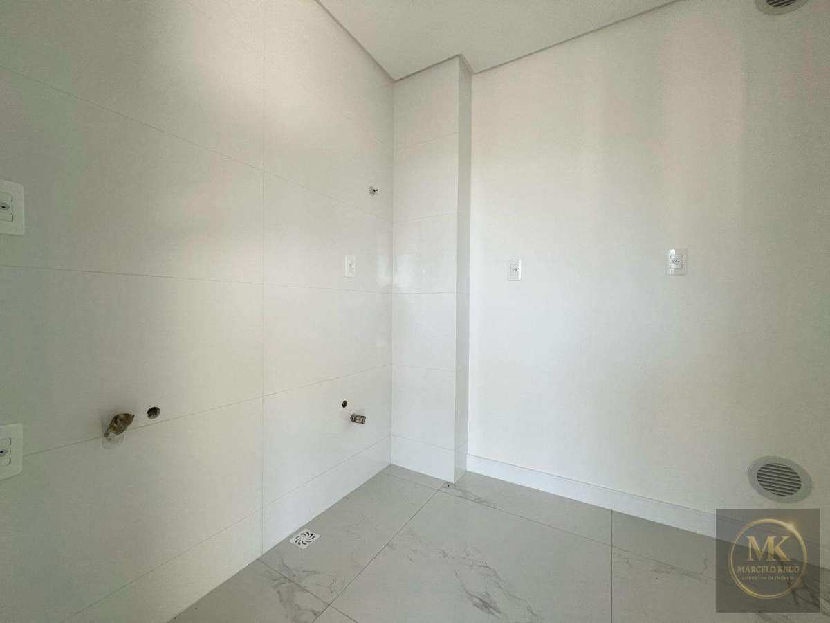 Apartamento á Venda 3 Suítes 159m2 Privativos 3 vagas Pagamento Direto Cliente Meia Praia Itapema SC - Marcelo Krug Corretor de Imóveis