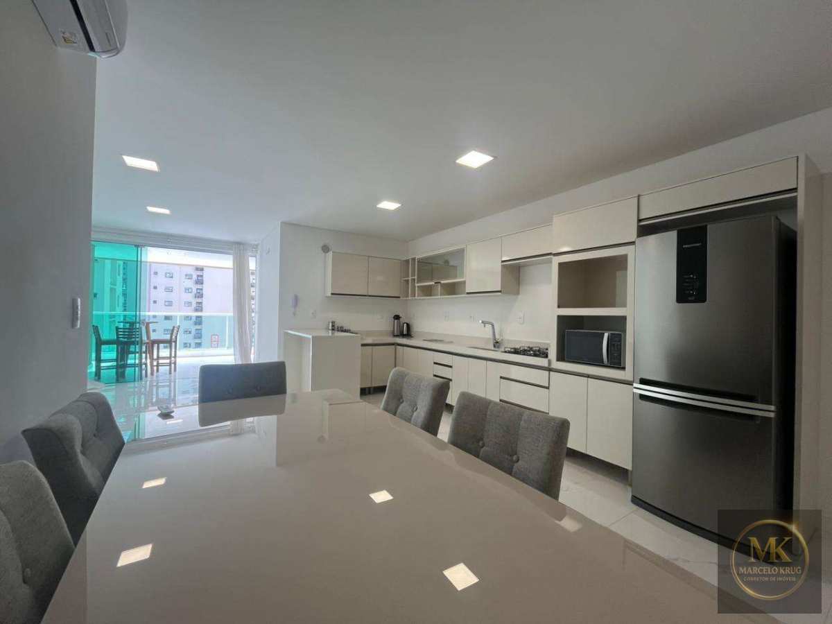 Apartamento á Venda 3 Suítes 159m2 Privativos Pagamento Facilitado Direto com Dono em Meia Praia Itapema