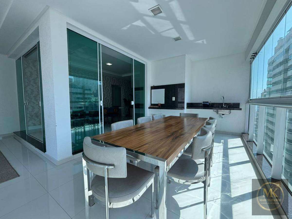 Apartamento à Venda 3 Suítes + 163.00m² 2 Vagas Garagem Pagamento Facilitado Direto com Dono em Meia Praia Itapema - Marcelo Krug Corretor de Imóveis