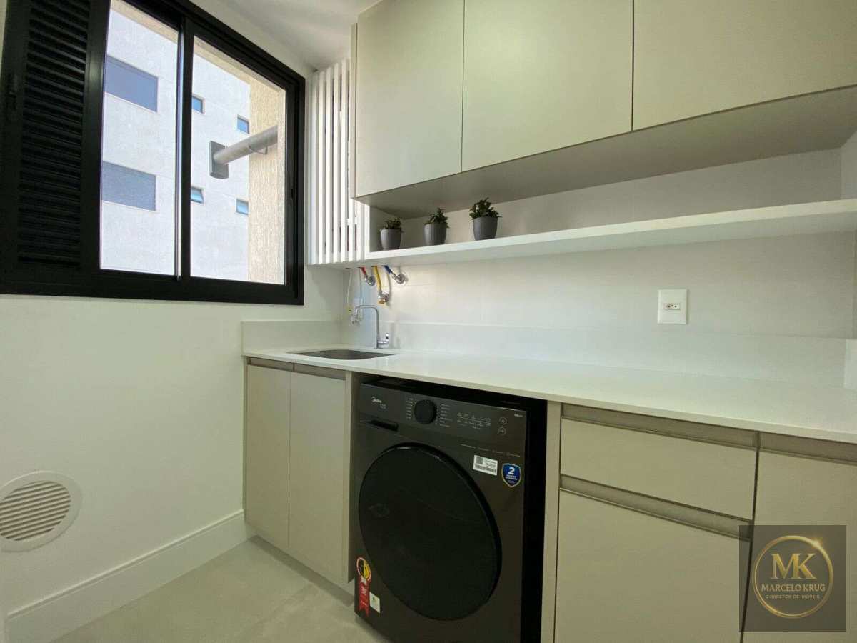 Apartamento á Venda 3 suítes + 2 Vagas 132.00m2 Privativos Pagamento Facilitado Direto Proprietário em Meia Praia Itapema - Marcelo Krug Corretor de Imóveis