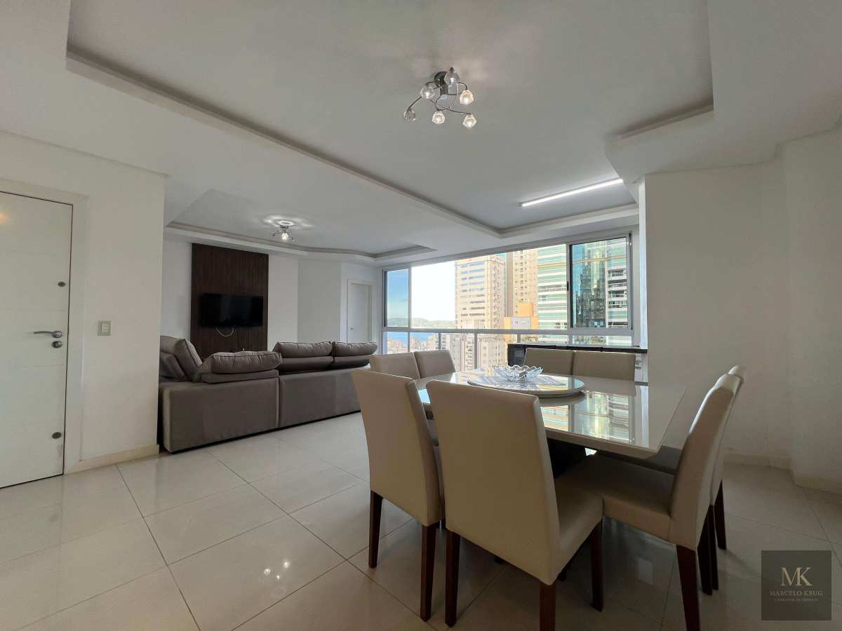 Apartamento á Venda 3 suítes + 2 vagas de garagem + Lazer Pagamento Facilitado Direto Proprietário em Meia Praia Itapema SC - Marcelo Krug Corretor de Imóveis