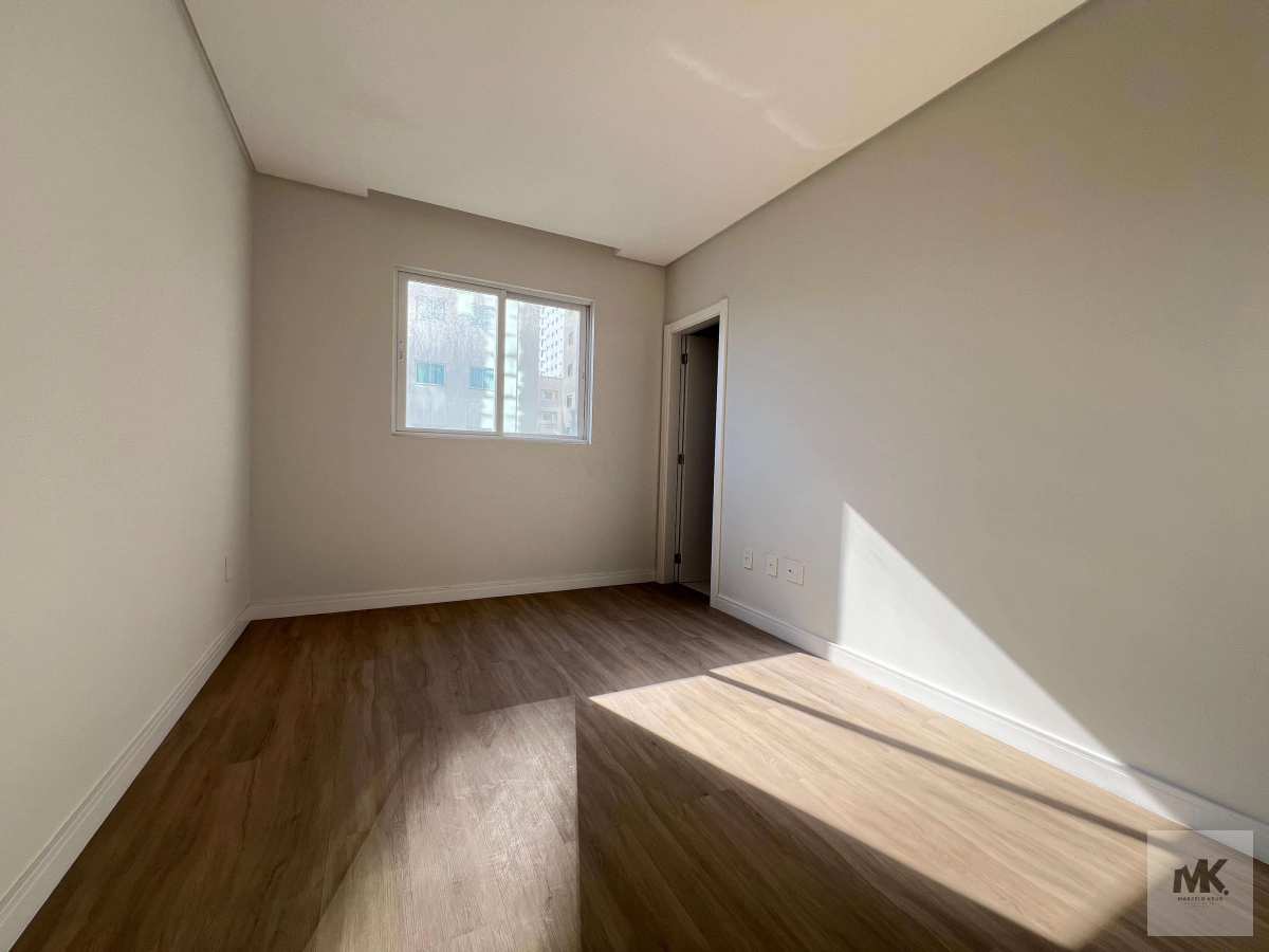 Apartamento á Venda 3 Suítes + 2 Vagas + Lazer Completo em Meia Praia de Itapema Pagamento Facilitado Direto Proprietário - Marcelo Krug Corretor de Imóveis