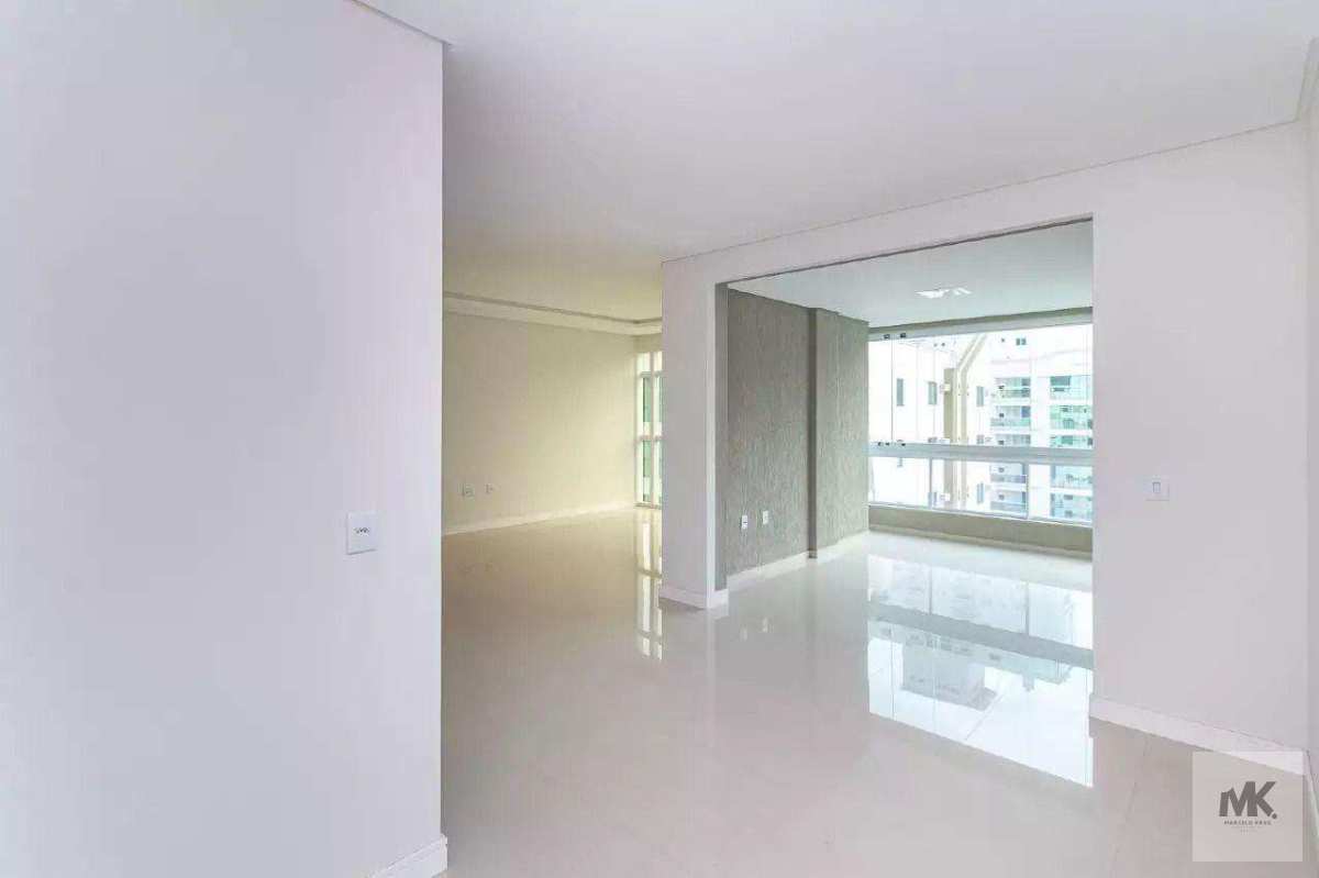 Apartamento á Venda 3 suítes + 2 Vagas + Lazer Completo Pagamento Facilitado Direto com Proprietário Meia Praia Itapema SC - Marcelo Krug Corretor de Imóveis