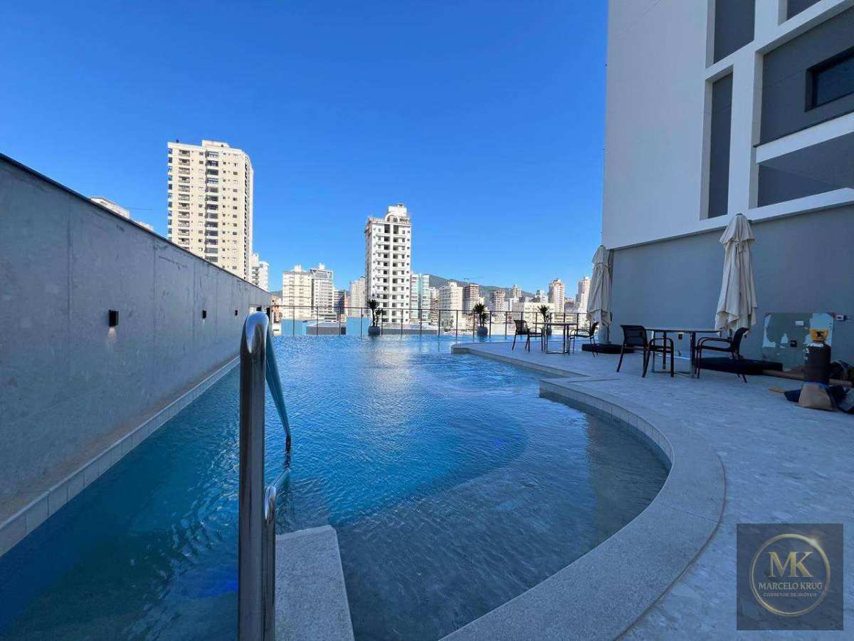 Apartamento á Venda 3 Suítes + 3 Vagas 123m2 Privativos Pagamento Facilitado Direto Proprietário em Meia Praia Itapema SC - Marcelo Krug Corretor de Imóveis