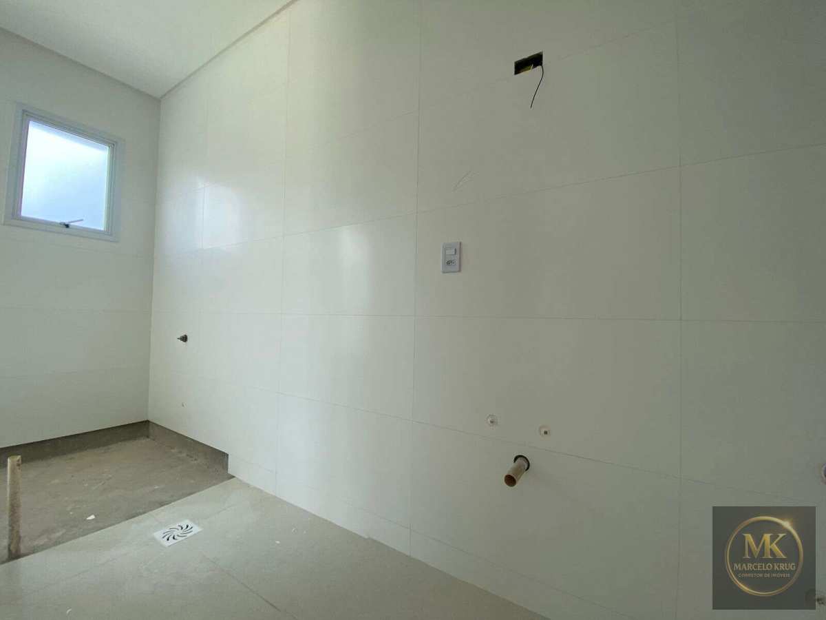 Apartamento á Venda 3 Suítes Sendo 1 Máster + 2 Vagas de Garagem Pagamento Direto Proprietário em Meia Praia Itapema - Marcelo Krug Corretor de Imóveis