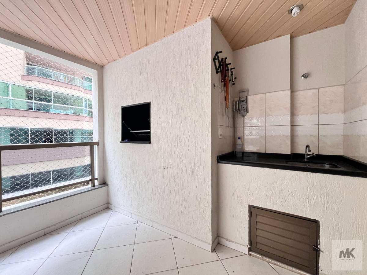 Apartamento á Venda 4 Dormitórios Sendo 1 Suíte 197m2 R$ 1.600.000,00 Pagamento Facilitado em Meia Praia - Marcelo Krug Corretor de Imóveis