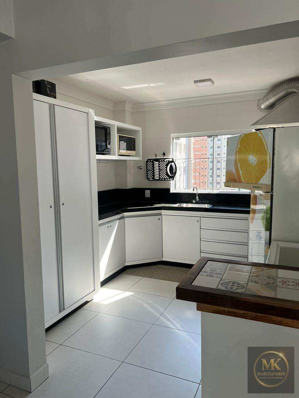 Apartamento á Venda 4 Dormitórios Sendo 2 Suítes 157.m2 Privativos + 1 vaga Pagamento Facilitado Direto Meia Praia Itapema - Marcelo Krug Corretor de Imóveis