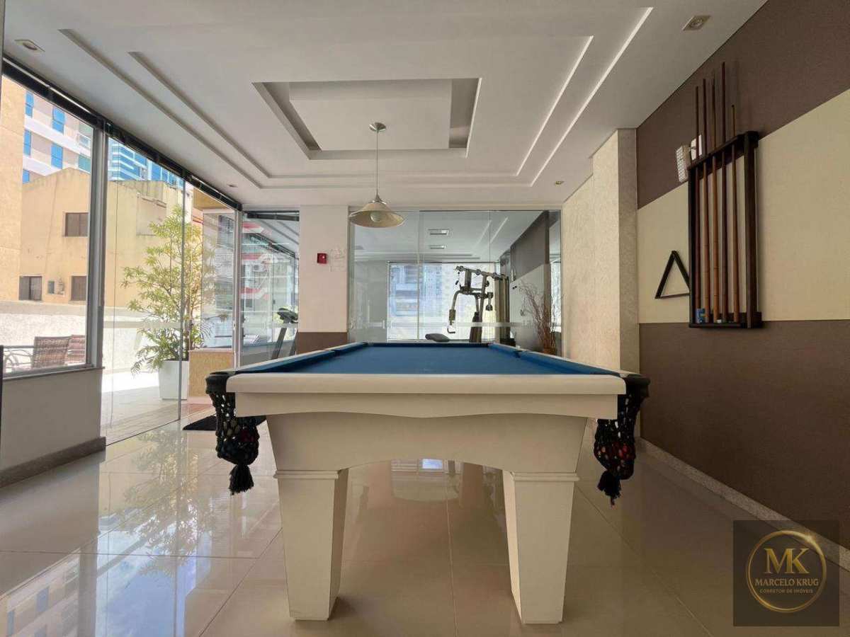 Apartamento á Venda 4 suítes 156.m2 Privativos 4 vagas Pagamento Facilitado em Meia Praia de Itapema SC - Marcelo Krug Corretor de Imóveis