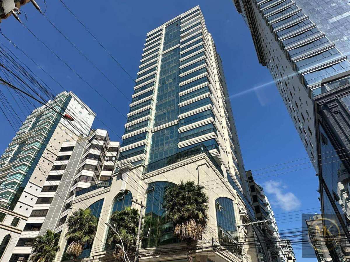 Apartamento á Venda 4 suítes  187m2 privativos  em Meia Praia de Itapema Pagamento Facilitado.