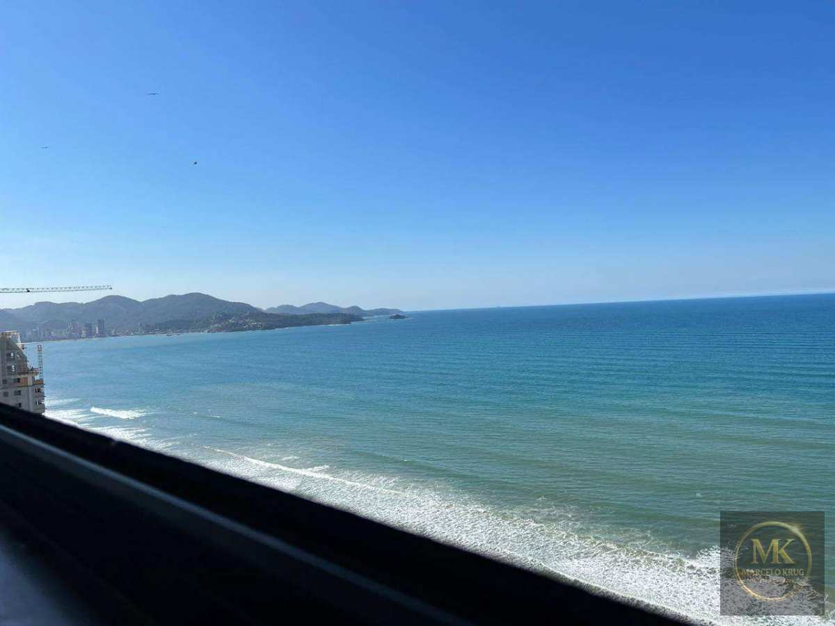 Apartamento á venda 4 Suítes 200.00m2 Privativos + 3 Vagas Garagem , Pagamento Direto Proprietário em Meia Praia Itapema - Marcelo Krug Corretor de Imóveis