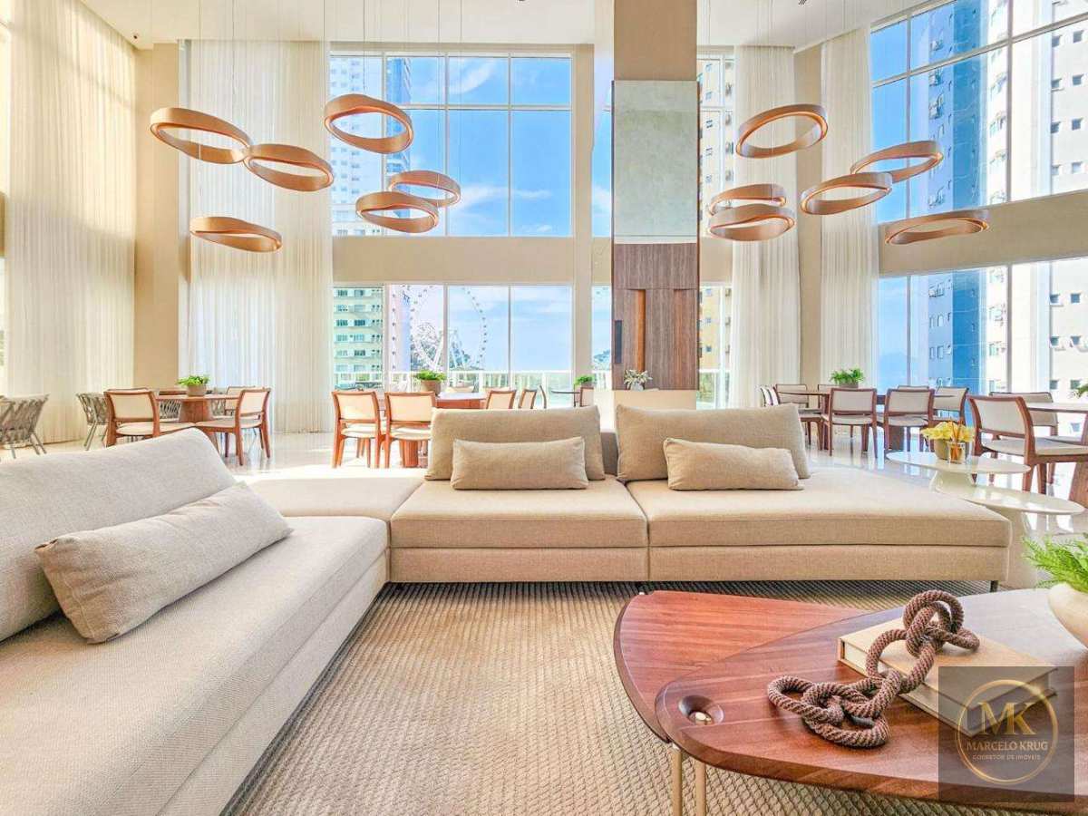 Apartamento á Venda 4 suítes 223.m2 Privativos 3 vagas Pagamento Facilitado em Balneário Camboriú SC