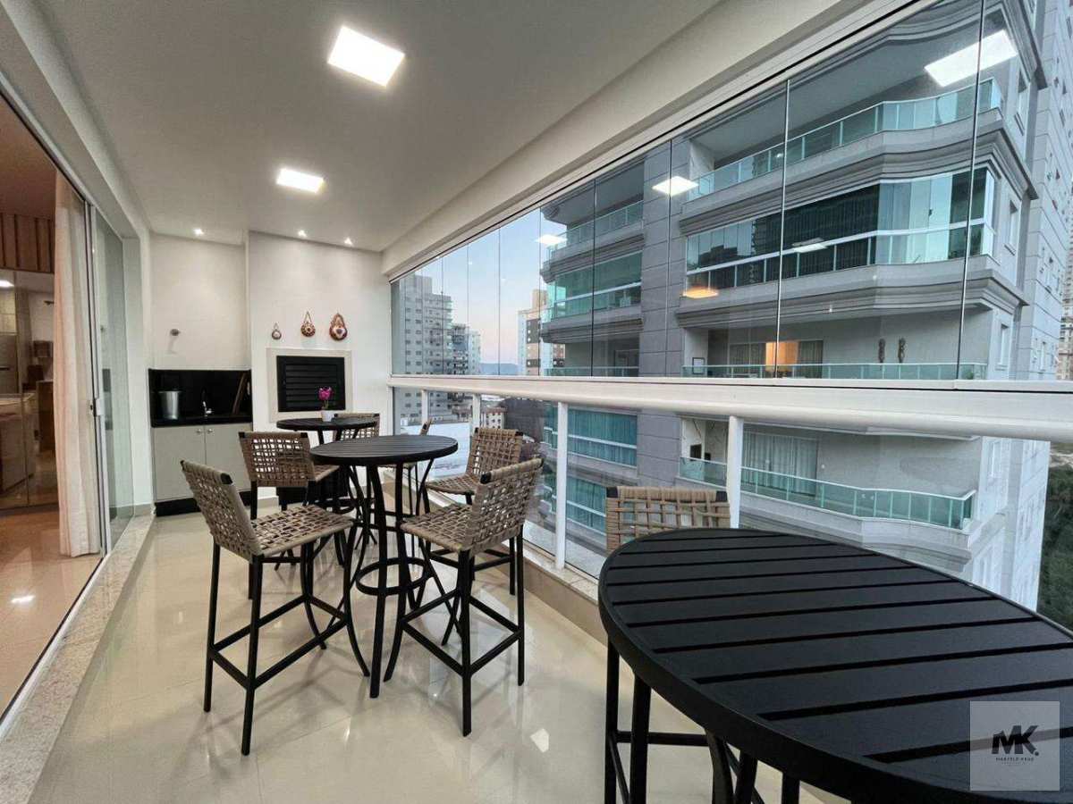 Apartamento á Venda 4 Suítes + 3 Vagas + Lazer Completo 145.00m2 Privativos Pagamento Facilitado em Meia Praia Itapema - Marcelo Krug Corretor de Imóveis