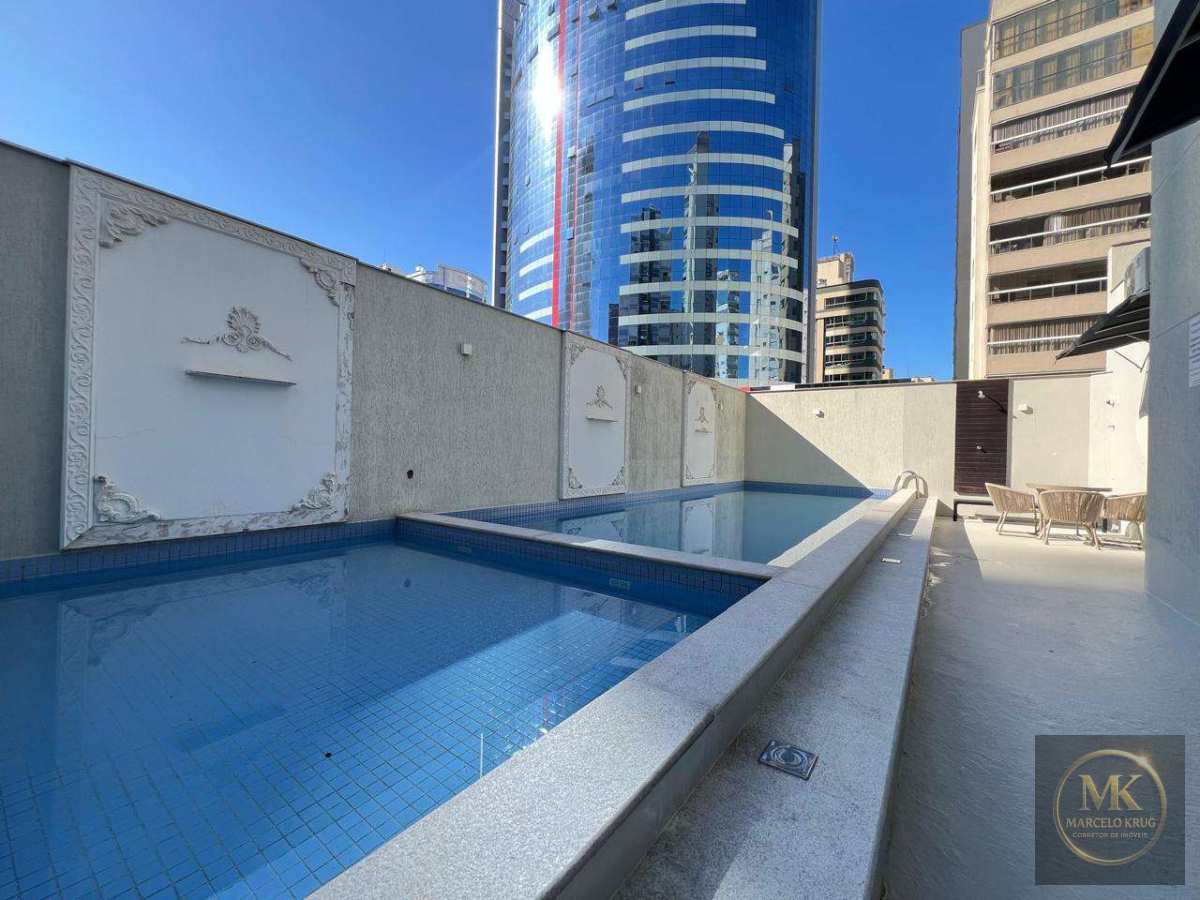 Apartamento á Venda 4 suítes, Sendo 1 Máster  166.m2 Privativos 3 vagas Pagamento Facilitado em Meia Praia Itapema - Marcelo Krug Corretor de Imóveis