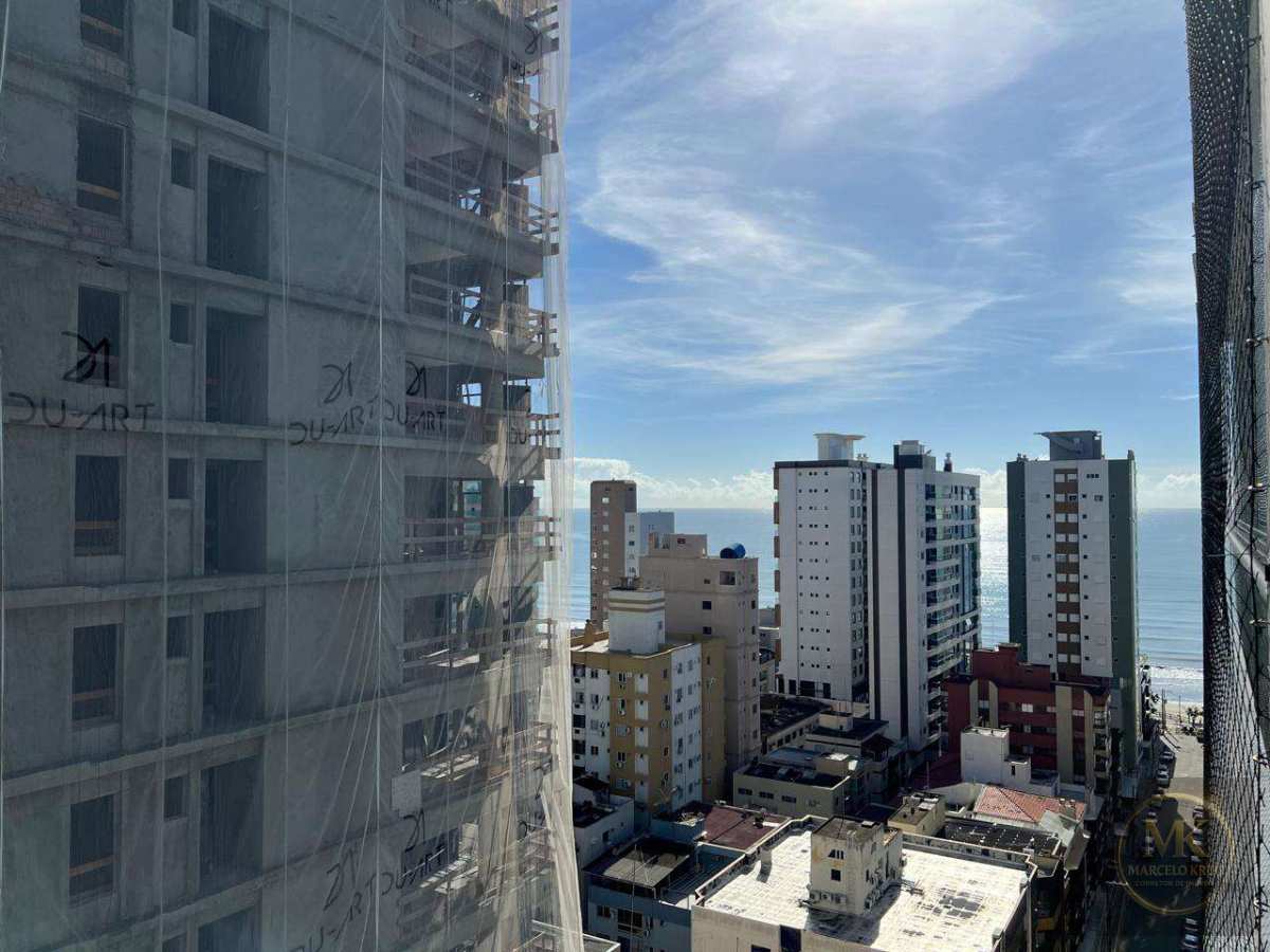 Apartamento á Venda 4 suítes sendo 1 Máster 180m2 privativos em Meia Praia de Itapema Pagamento Facilitado.