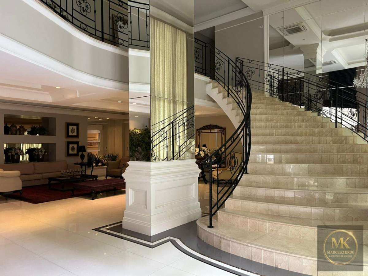 Apartamento á Venda 4 suítes, Sendo 1 Máster 209.m2 Privativos 3 vagas Pagamento Facilitado Centro de Itapema - Marcelo Krug Corretor de Imóveis
